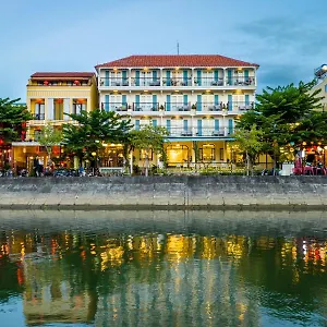 4* ホテル ランタナ ブティック