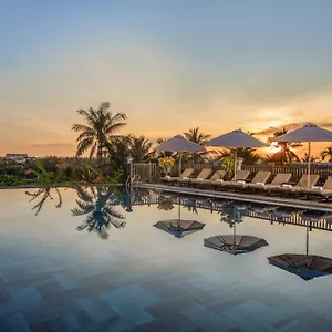 Legacy Resort